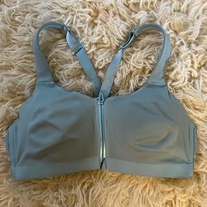 Victoria Secret On Point High Impact Sports Bra 36D $9